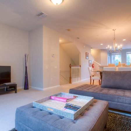 Cozy Townhome In Vista Cay Resort W Garage Kissimmee Exterior photo